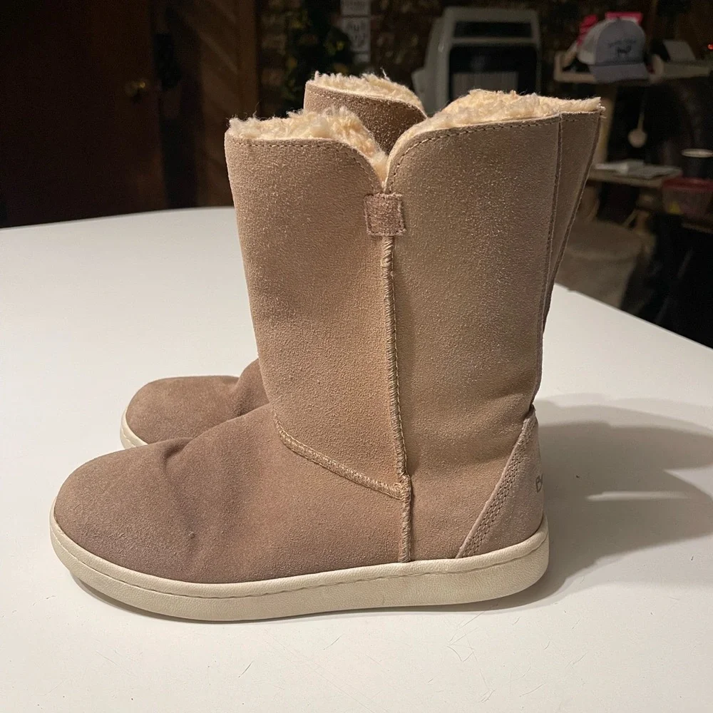BearPaw Delaney Suede Wool Blend Sneaker Boots - Women's Size 6